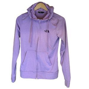 NWOT. TNF. Women's Campera TNF D. Fave Lite LFC Violet Jacket. Size Small.